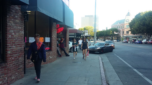 Tobacco Shop «VooDoo Smoke Shop», reviews and photos, 966 Gayley Ave, Los Angeles, CA 90024, USA