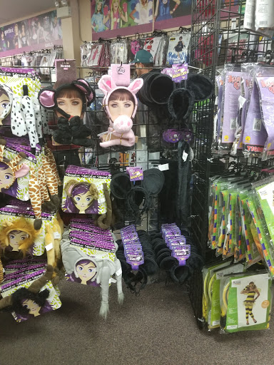 Shopping Mall «Cottman-Bustleton Center», reviews and photos, 2139 Cottman Ave, Philadelphia, PA 19149, USA