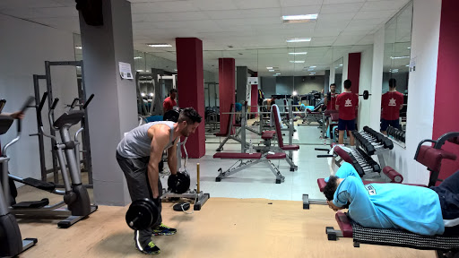 Gimnasio Impacto en Moraleda de Zafayona, Granada