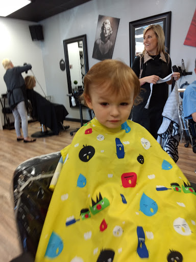 Hair Salon «So Fly Hair Salon», reviews and photos, 423 SW 3rd St, Corvallis, OR 97333, USA