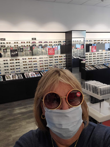 Shopping Mall «Asheville Outlets», reviews and photos, 800 Brevard Rd, Asheville, NC 28806, USA