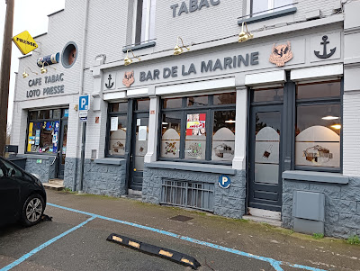 Le Bar De La Marine à Merville