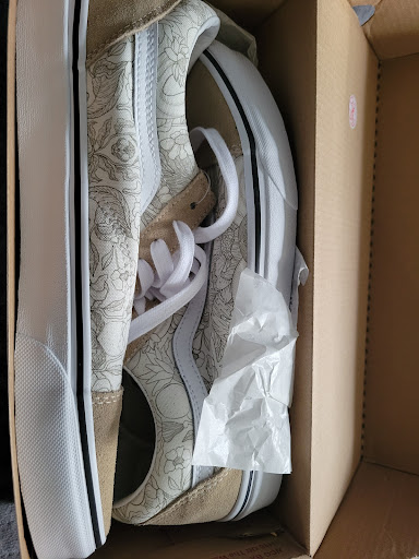 Shoe Store «Vans», reviews and photos, 300 Monticello Ave #121, Norfolk, VA 23510, USA