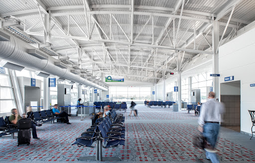 Quad City International Airport image 4
