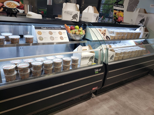 Pet Supply Store «Petco Animal Supplies», reviews and photos, 860 Broadway, New York, NY 10003, USA