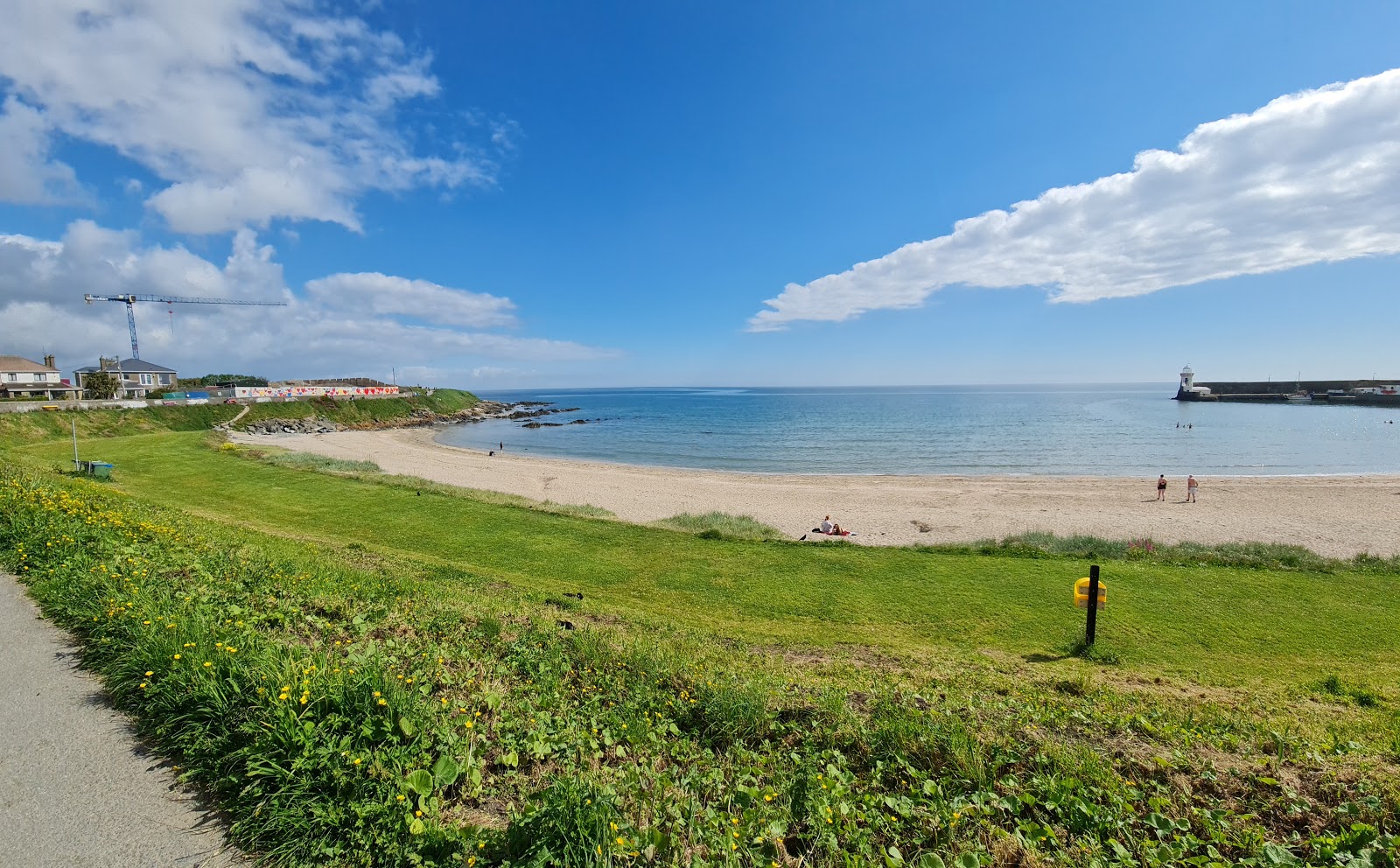 Photo de Balbriggan Beach - bon endroit convivial pour les animaux de compagnie pour les vacances