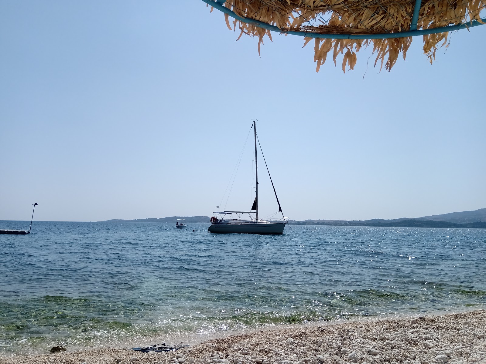 Foto de Ligia beach - lugar popular entre os apreciadores de relaxamento