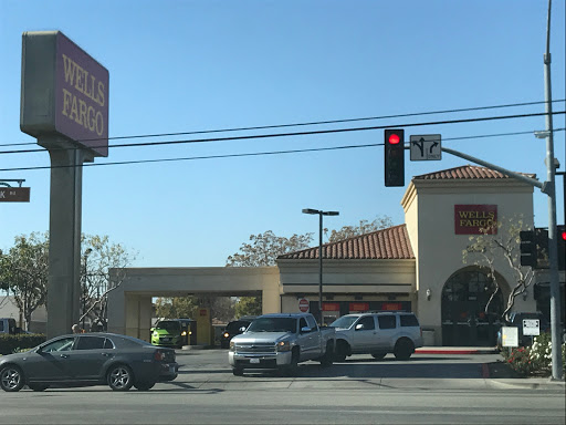 Bank «Wells Fargo Bank», reviews and photos