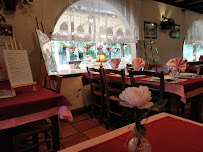 Atmosphère du Restaurant la Pierre Chaude à Saint-Pierre-de-Chartreuse - n°1