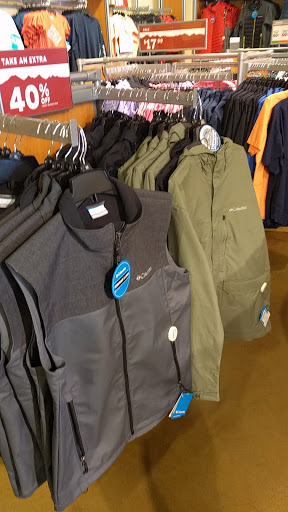Sportswear Store «Columbia Sportswear Outlet Store at Outlets at Anthem», reviews and photos, 4250 W Anthem Way, Phoenix, AZ 85086, USA