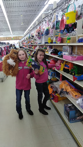 Thrift Store «Valley Thrift Store», reviews and photos, 1717 Woodman Dr, Kettering, OH 45420, USA