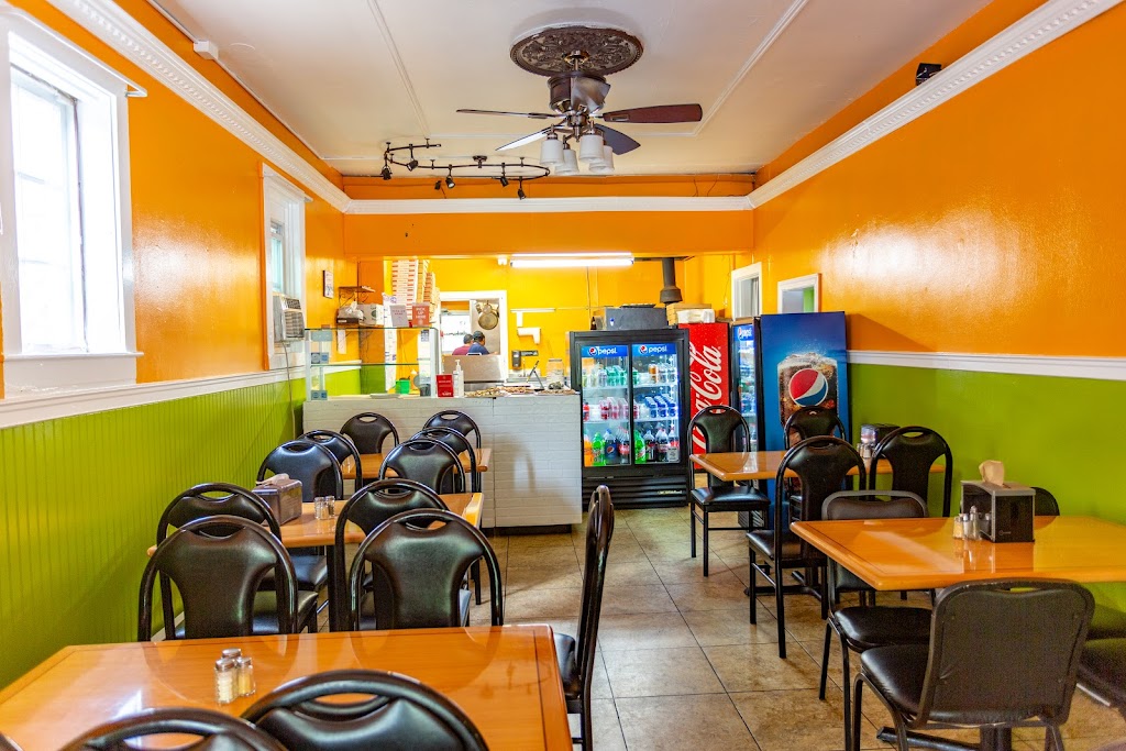 Elenas's Pizza & Catering 19464