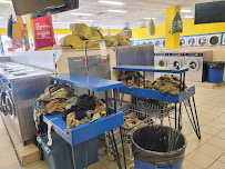 LaundroMax - Photo 3 - Car repair in Pawtucket, RI, Providence