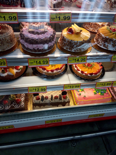 Grocery Store «El Super», reviews and photos, 315 San Fernando Mission Blvd, San Fernando, CA 91340, USA