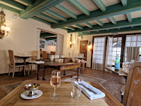 Atmosphère du Restaurant Bistro Gaby à Château-Arnoux-Saint-Auban - n°2