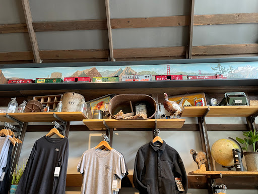 Sporting Goods Store «Burton Flagship Store», reviews and photos, 1630 Haight St, San Francisco, CA 94117, USA