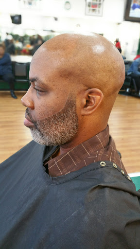 Barber Shop «Bess Cuts Barber Shop», reviews and photos, 4604 W Market St # 108, Greensboro, NC 27407, USA