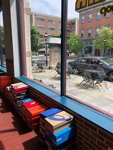 Sportswear Store «Aardvark Sports Shop», reviews and photos, 559 Main St #122, Bethlehem, PA 18018, USA