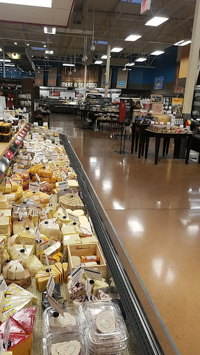 Grocery Store «Kroger Marketplace», reviews and photos, 4915 Dixie Hwy, Louisville, KY 40216, USA