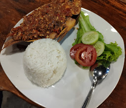 Saung buntut dago bandung photo