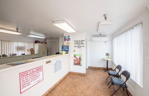 Self-Storage Facility «Stor-Mor Self Storage», reviews and photos, 4300 Emerald St, Torrance, CA 90503, USA