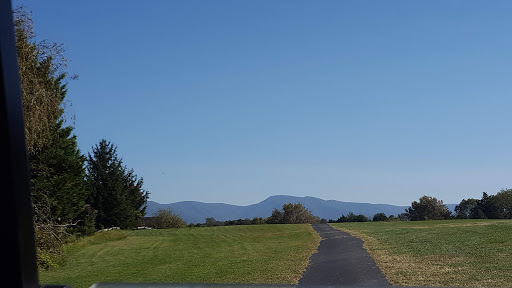 Golf Course «Caverns Country Club Resort», reviews and photos, 910 T.C. Northcott Blvd, Luray, VA 22835, USA