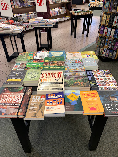 Book Store «Barnes & Noble», reviews and photos, 300 Andover Park W, Tukwila, WA 98188, USA