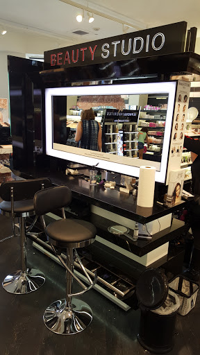 Cosmetics Store «SEPHORA», reviews and photos, 701 Paseo Nuevo, Santa Barbara, CA 93101, USA