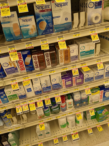 Grocery Store «Albertsons», reviews and photos, 2400 W Commonwealth Ave, Alhambra, CA 91803, USA