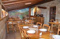 Atmosphère du Restaurant français La Caburade à Bourguignon - n°13