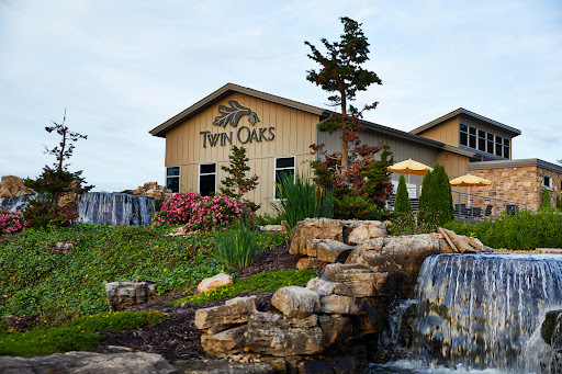 Twin Oaks Country Club