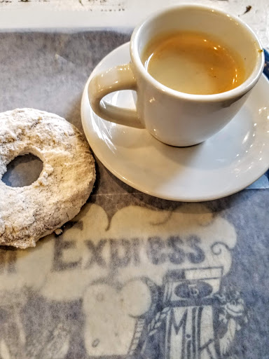 Donut Shop «The Dancing Donut», reviews and photos, 1134 E 54th St G, Indianapolis, IN 46220, USA