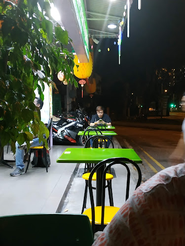 Haq-Insaf's Eating House - Restaurant