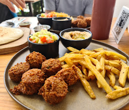 Moshe Cube משה קובה photo