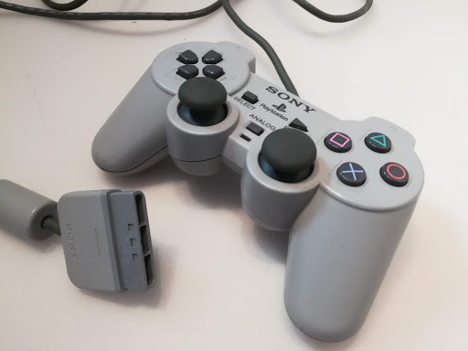 Electronics Store «Royal Home Entertainment», reviews and photos, 2923 N Broadway St, Chicago, IL 60657, USA