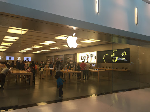 Computer Store «Apple Towson Town Center», reviews and photos, 825 Dulaney Valley Rd, Towson, MD 21204, USA