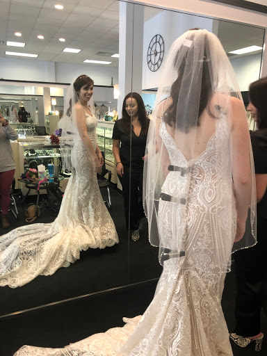 Bridal Shop «Belle Saison Bridal», reviews and photos, 2203 W Anderson Ln, Austin, TX 78757, USA