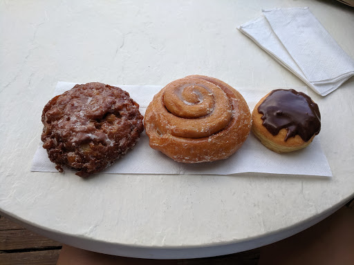 Donut Shop «The Lighthouse Donuts», reviews and photos, 215 Gulf Blvd, Indian Rocks Beach, FL 33785, USA