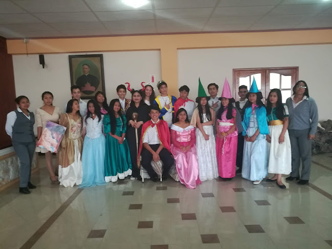 Horarios de Colegio San Luis De Otavalo