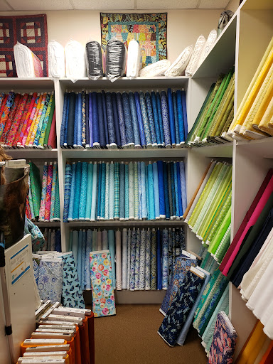 Quilt Shop «In Stitches Quilt & Fabric», reviews and photos, 4017 Conrad Weiser Pkwy, Womelsdorf, PA 19567, USA