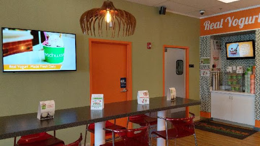 Frozen Yogurt Shop «Peachwave», reviews and photos, 702 Bridgeport Ave, Shelton, CT 06484, USA