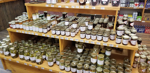 Shopping Mall «Fancy Fair Mall», reviews and photos, 830 W Main St, Lake Geneva, WI 53147, USA