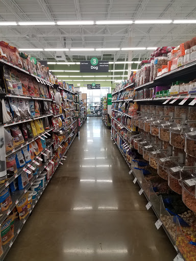 Pet Supply Store «Pet Supplies Plus», reviews and photos, 217 Indian Lake Blvd #200, Hendersonville, TN 37075, USA