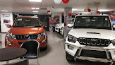 Mahindra Amit Automobiles   Suv & Commercial Vehicle Showroom