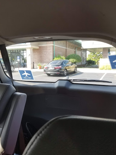 Car Wash «NASCAR Car Wash Naperville», reviews and photos, 2783 Forgue Dr, Naperville, IL 60564, USA