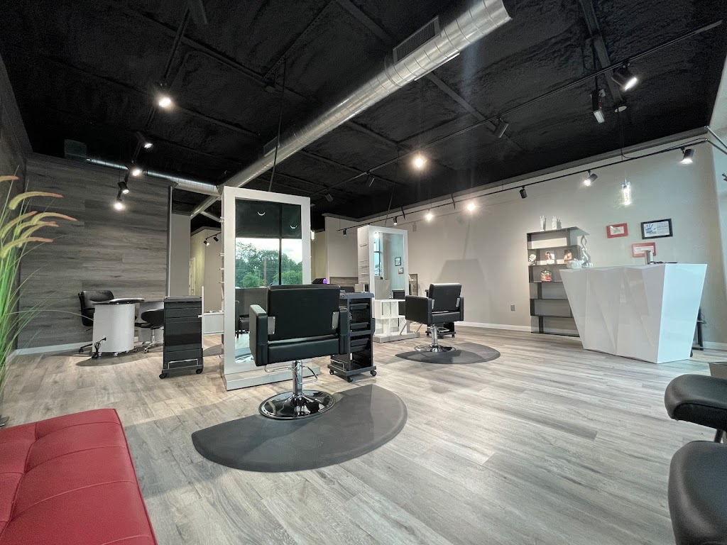 Lisa & Co. Style Parlor 76504