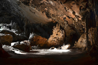 Cueva del Toro