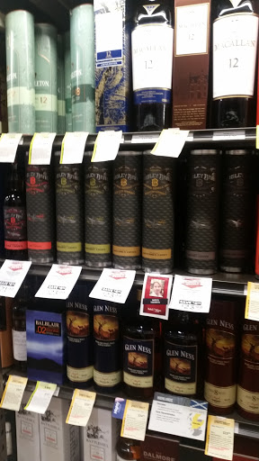 Wine Store «Total Wine & More», reviews and photos, 17550 N 75th Ave, Glendale, AZ 85308, USA