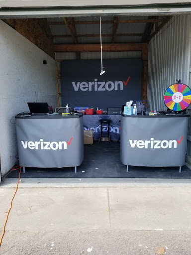 Cell Phone Store «Verizon Authorized Retailer – Cellular Sales», reviews and photos, 266 W Main St, Malone, NY 12953, USA