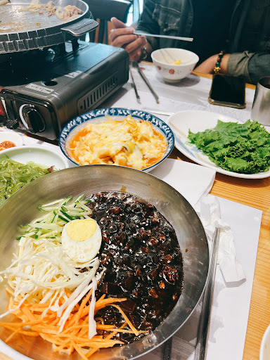 韓國料理東春館 的照片